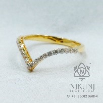 Gold Ladies Finger Ring