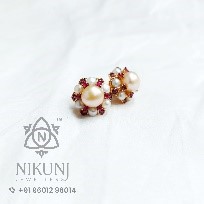 Gold Ear Tops
